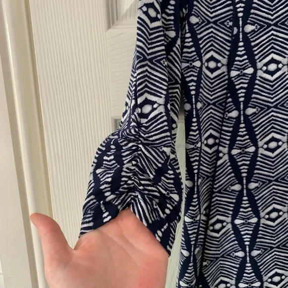 Nina Leonard Size M Top Womens 3/4 Sleeves A Symmetrical Blue Casual - Picture 5 of 6